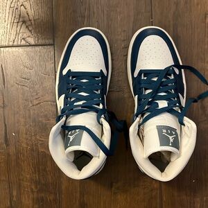 Nike Air Jordan Athletic Shoes, Blue & White, 8.5